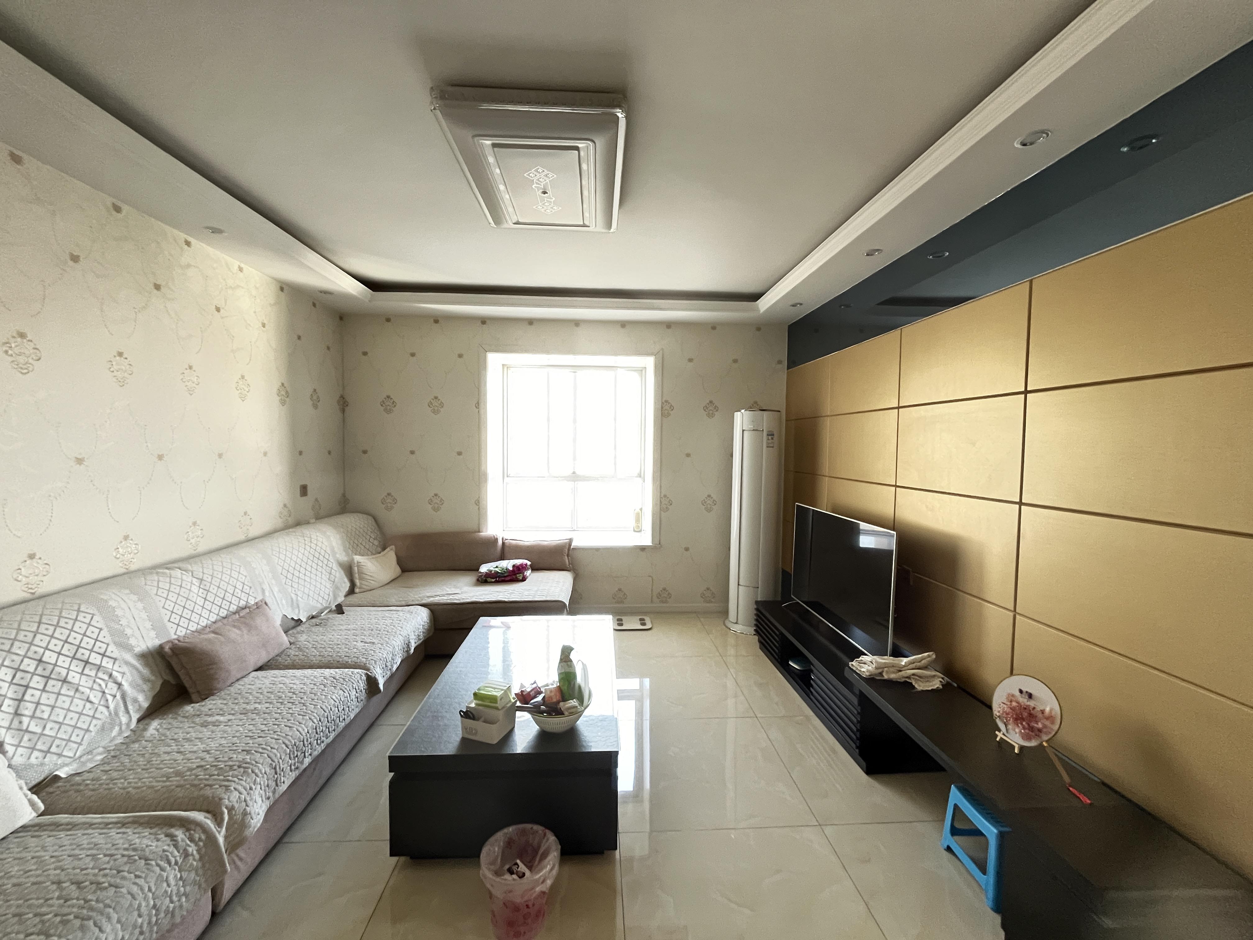 出售高新四路 盛景华都三室 精装南北通透 可按揭 二手房