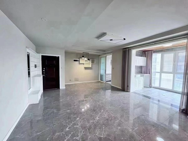 出售高新五路 九龙新城三室 精装修未入住 可按揭 二手房