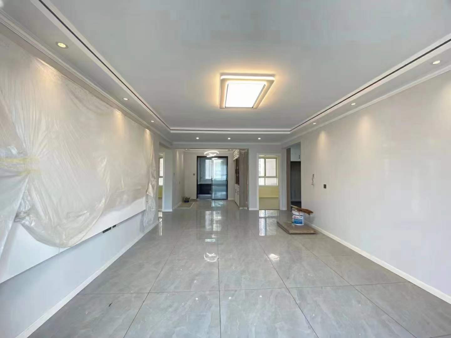 出售行政中心 世家星城三室 精装修未入住 南北通透 二手房