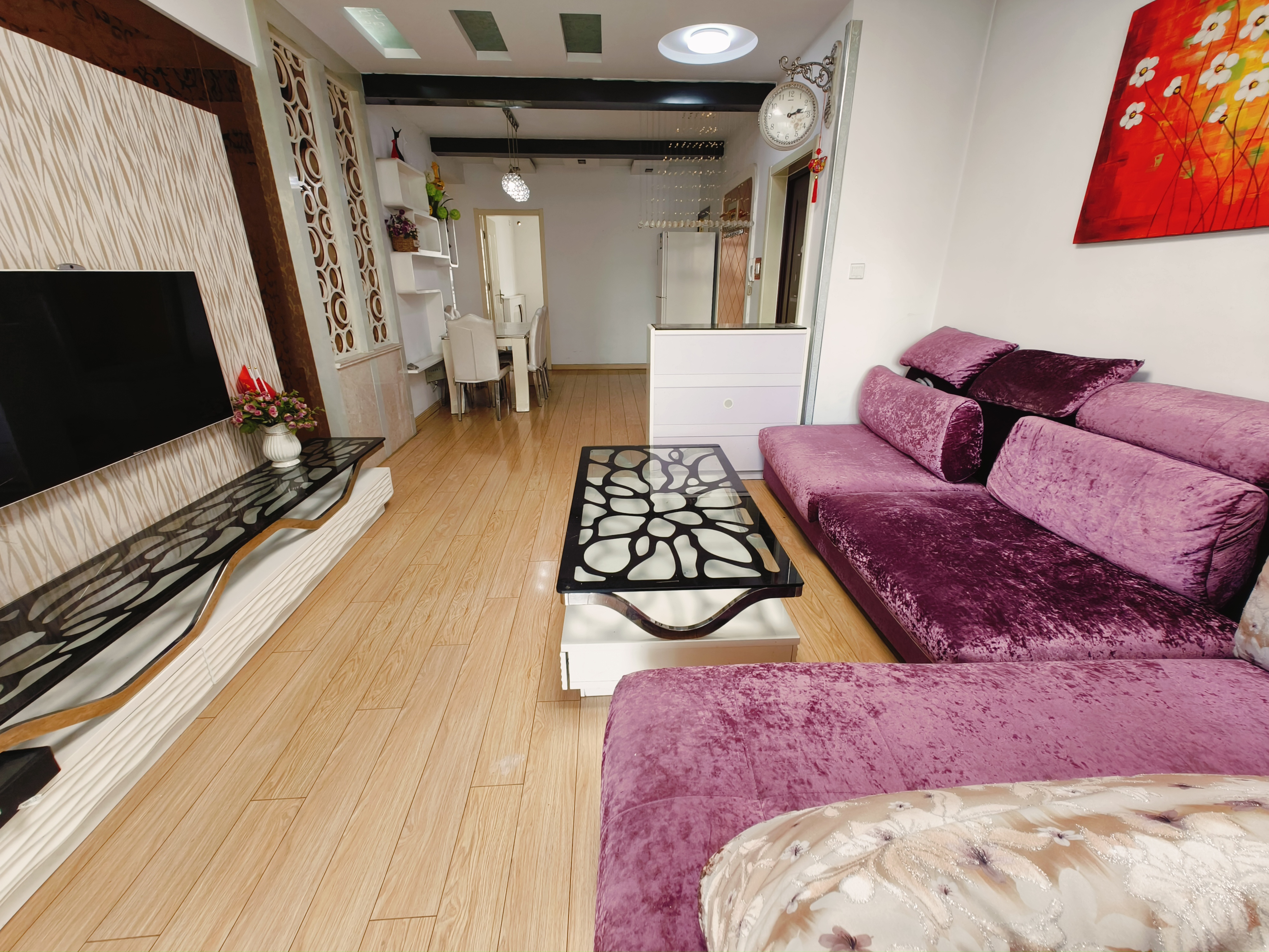 出售新福园 豪城天下小三室 精装修好楼层 有本可按揭 二手房