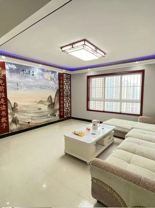 出售中粮国际小区151平大三室精装学区房