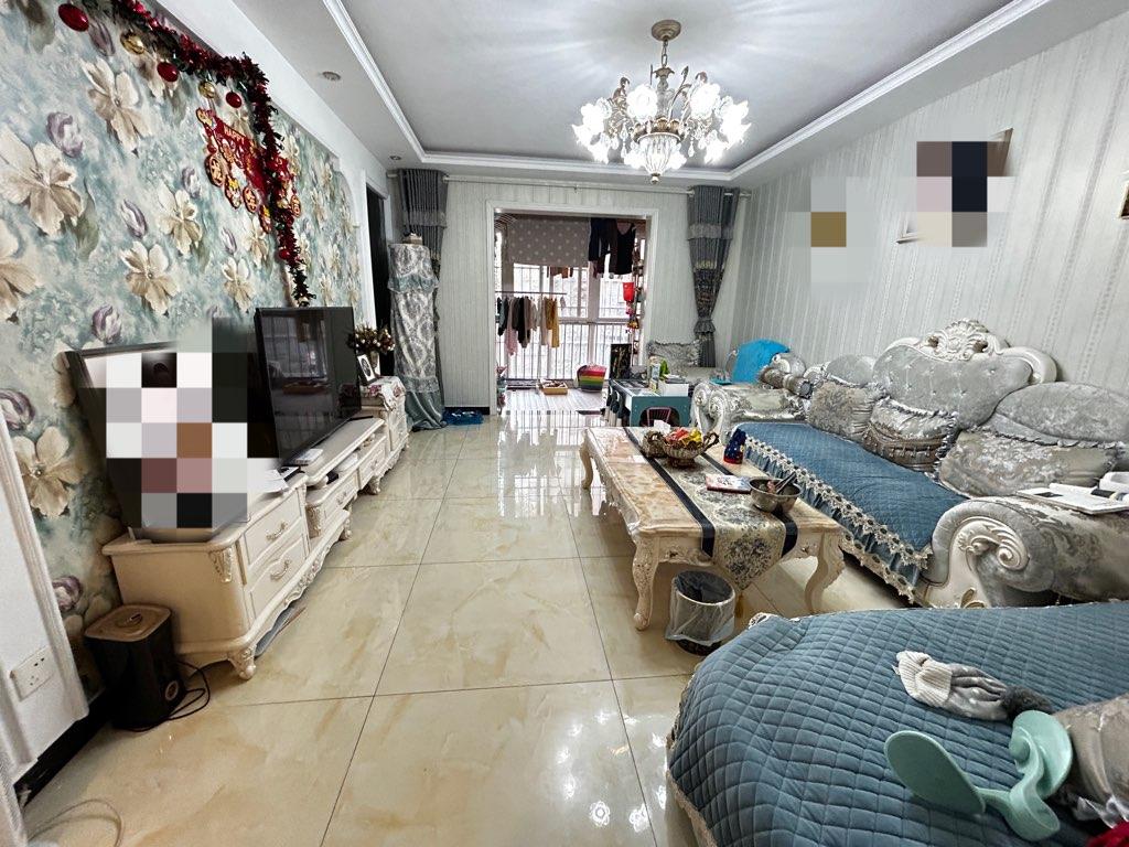 出售 联盟雅居苑 109平 精装两室 小高层低楼层