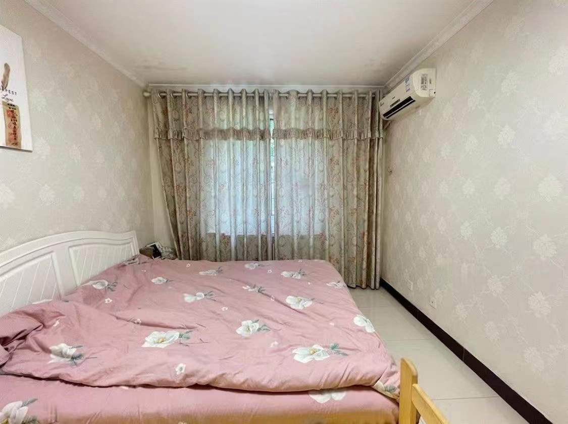 出售宝鸡市金台区兰宝小区一楼，89平米，两室精装修二手房