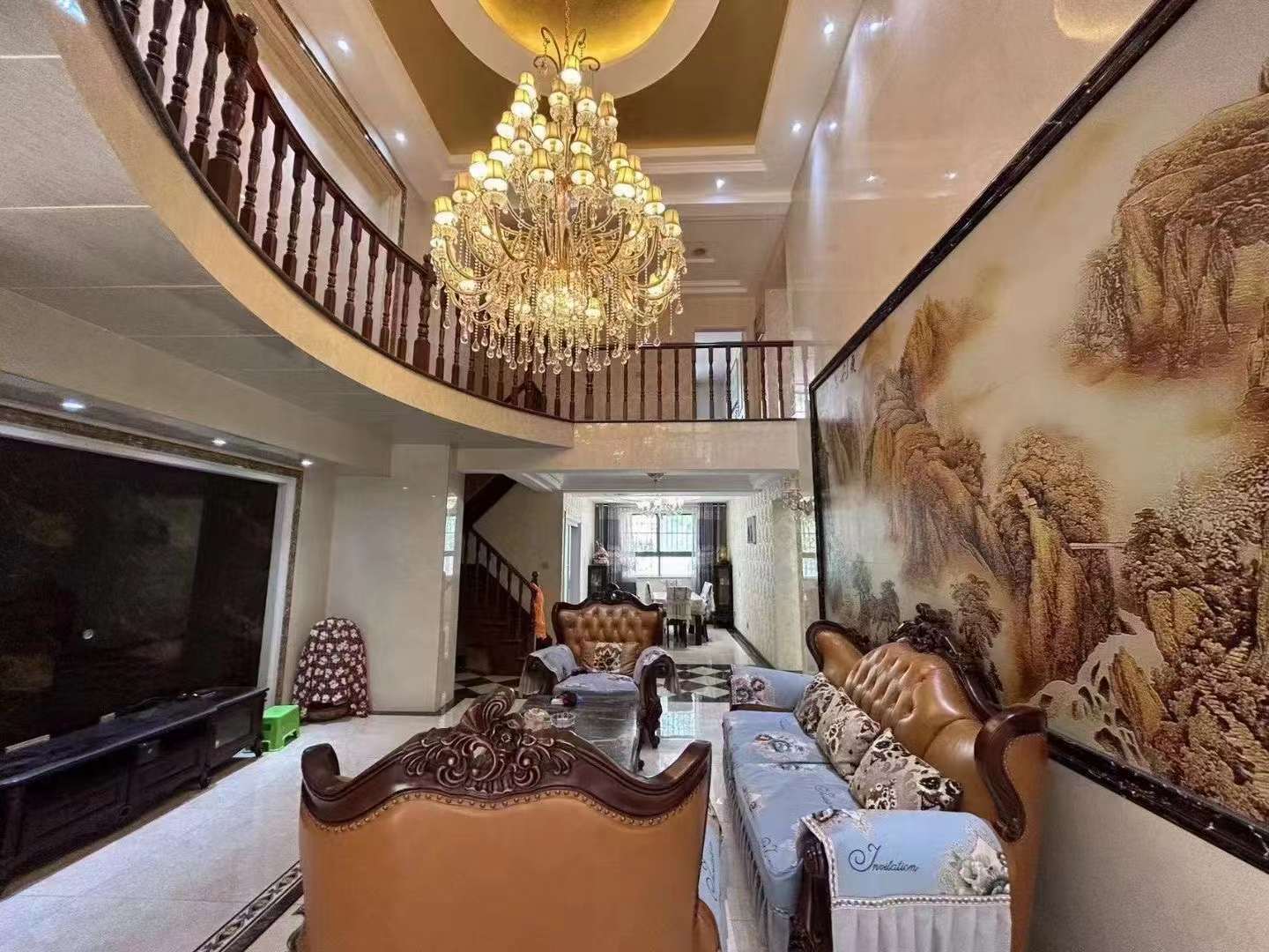 出售金台区 朝阳华城别墅 精装修南北通透 可按揭二手房
