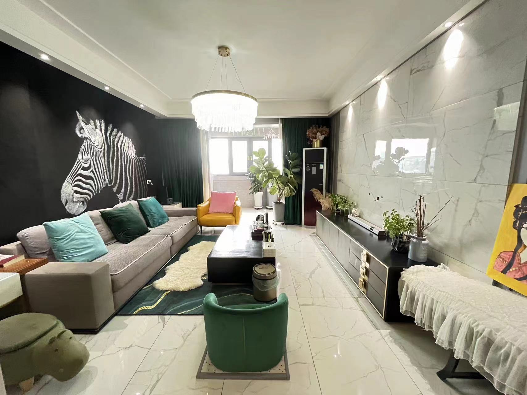 出售金台大道 轩苑小区两室 精装修 全明户可按揭 二手房