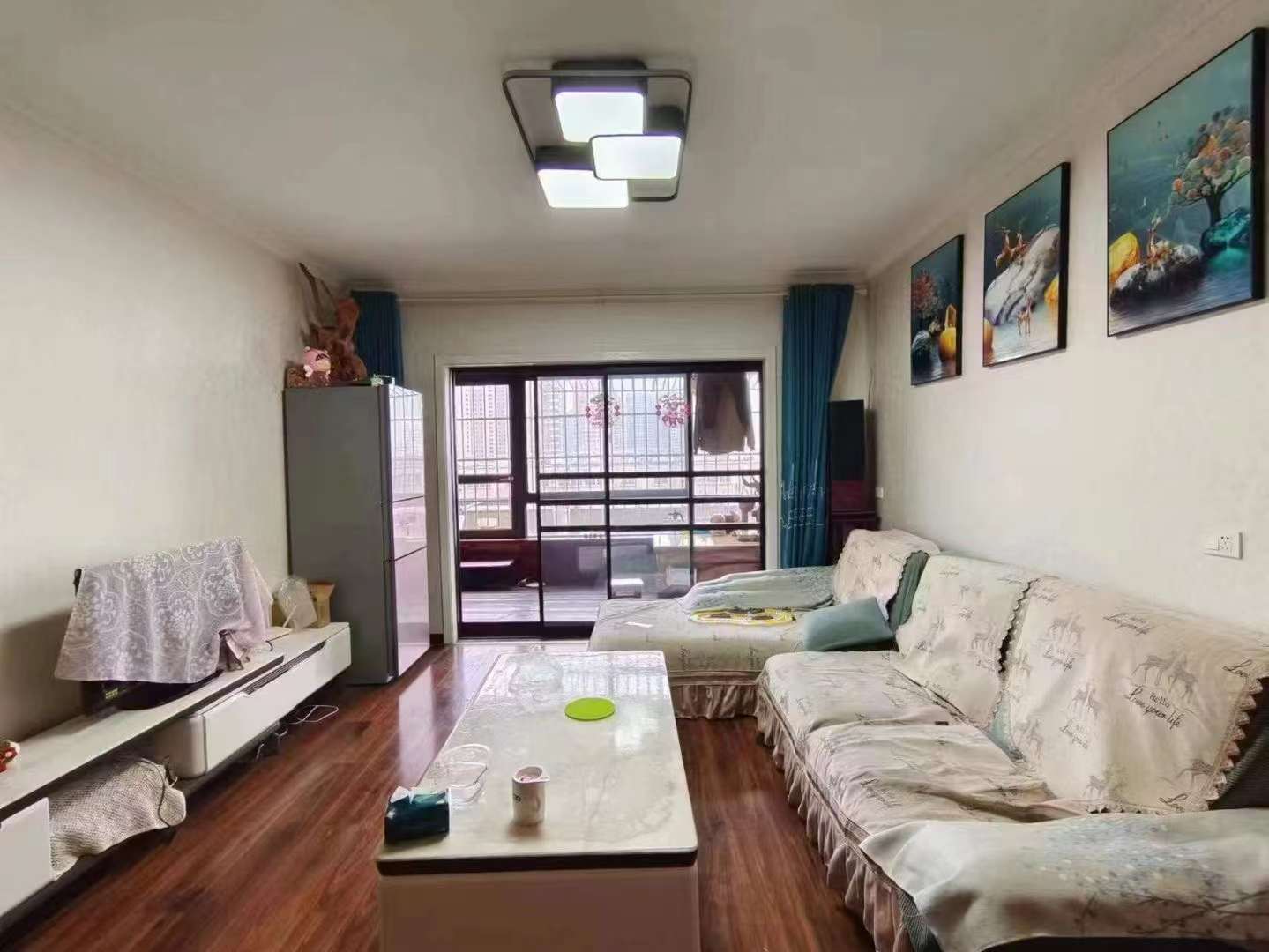 出售高新区 臻和天下三室 有房本可按揭 全明户型 二手房