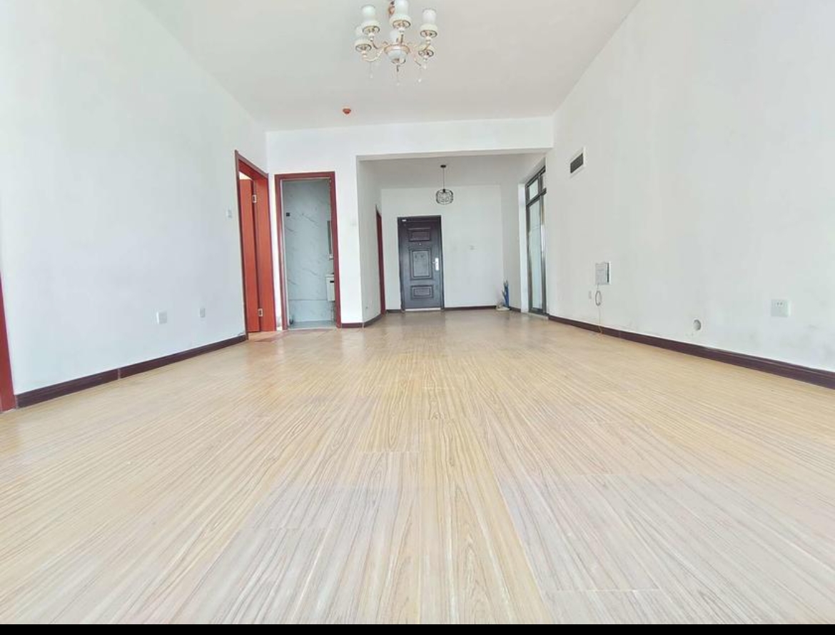 出售高新区 悦城小三室 简装 有本可按揭 全明户型 二手房