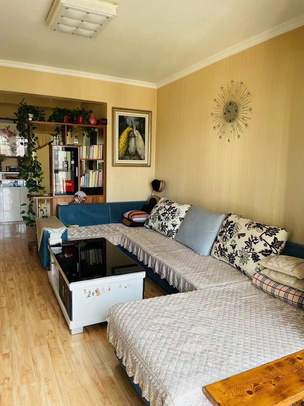 出售宝鸡市金台区豪城天下99平米，大两室，精装二手房