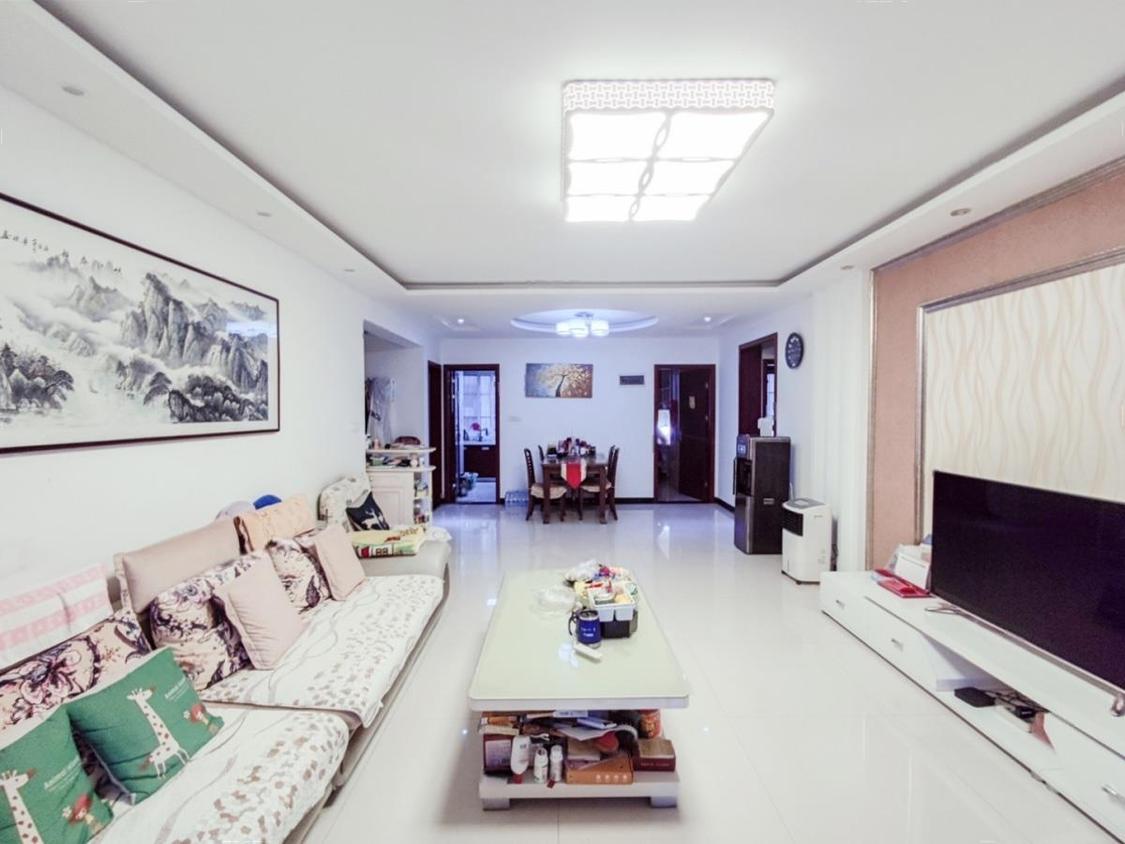 出售 高新名门 141平 精装三室 高层低楼层