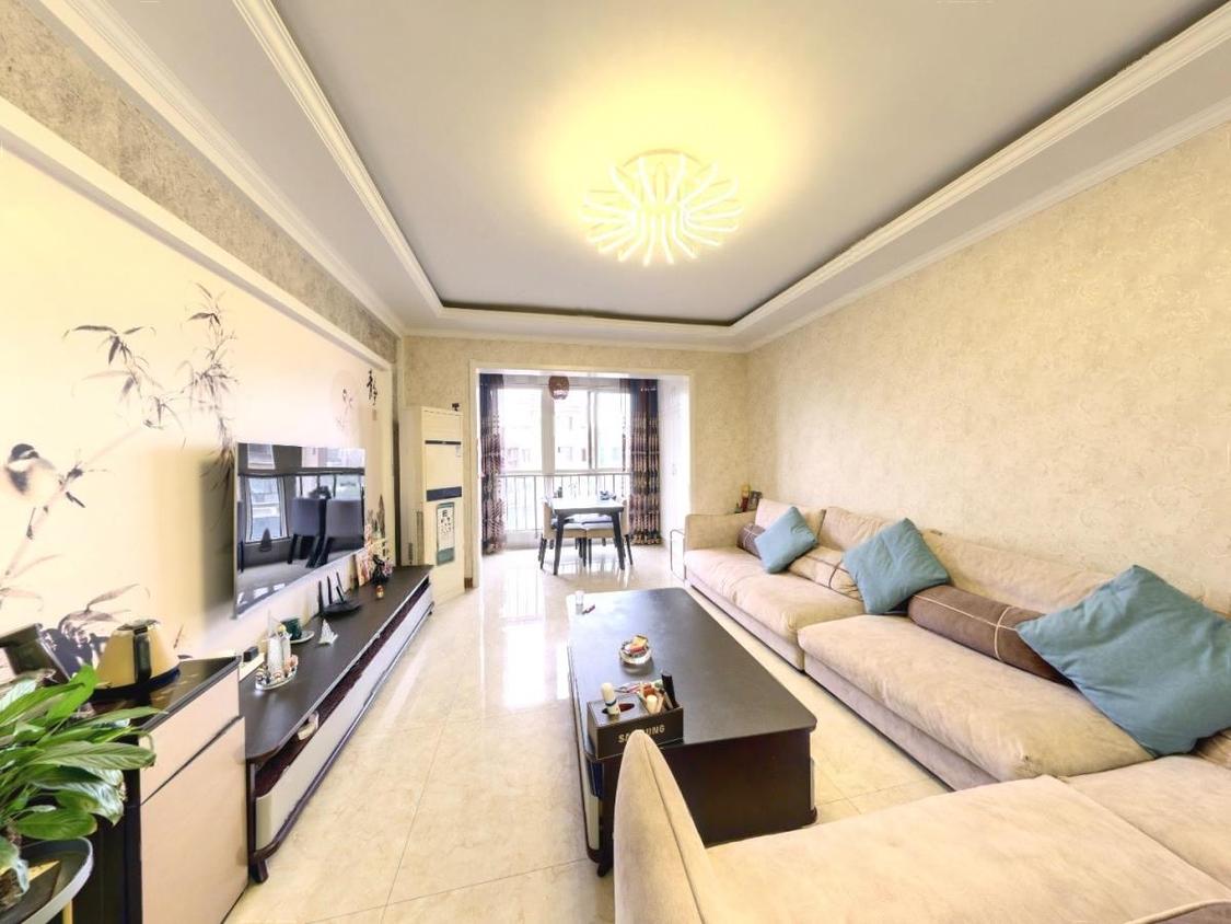 出售 轩苑世家 106平 精装两室 高层高楼层