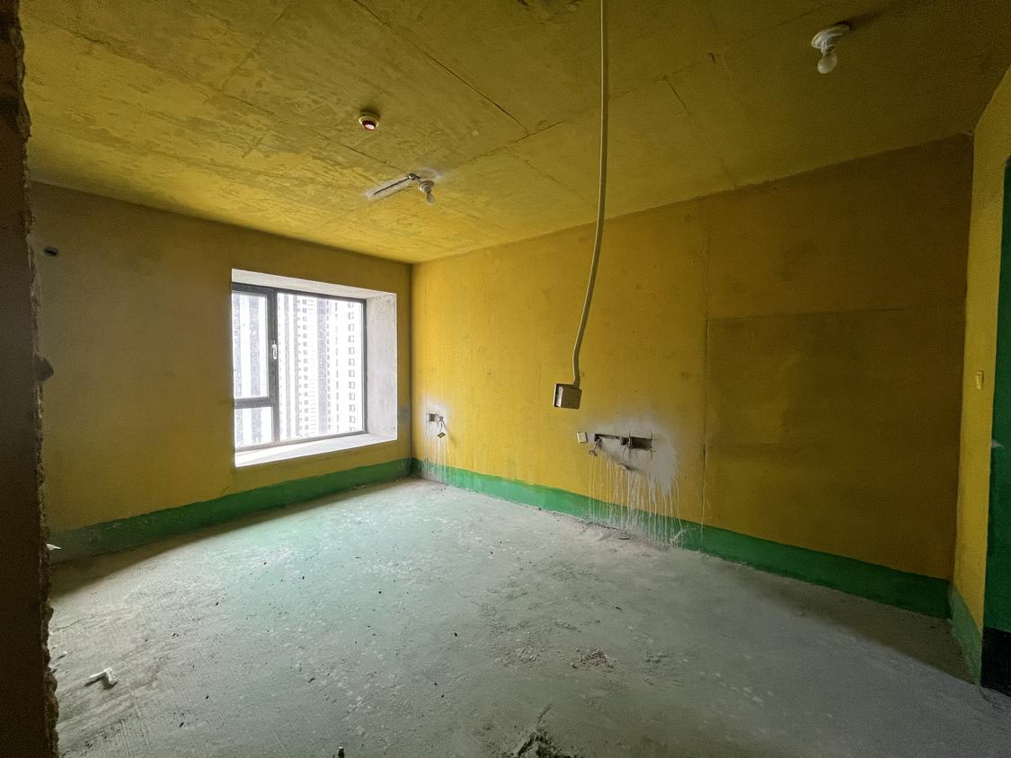 出售 高新发展大都荟 129平 毛坯三室 高层中间楼层