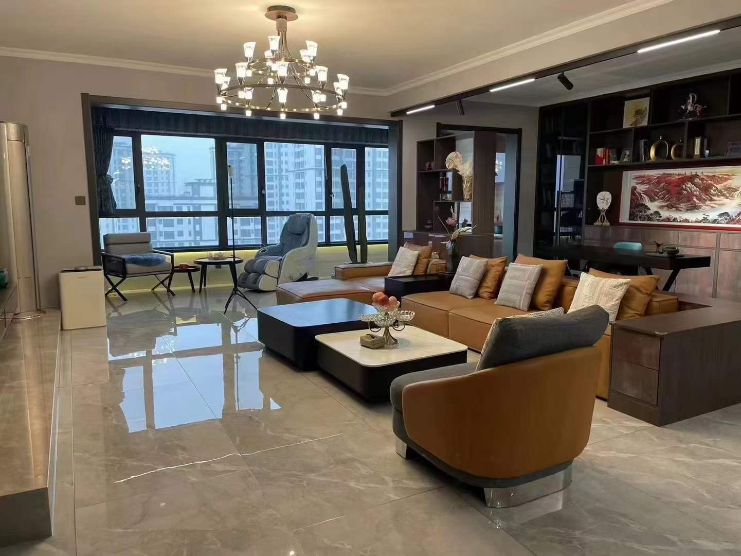 出售高新四路 世纪景园四室 精装修南北通透 可按揭 二手房