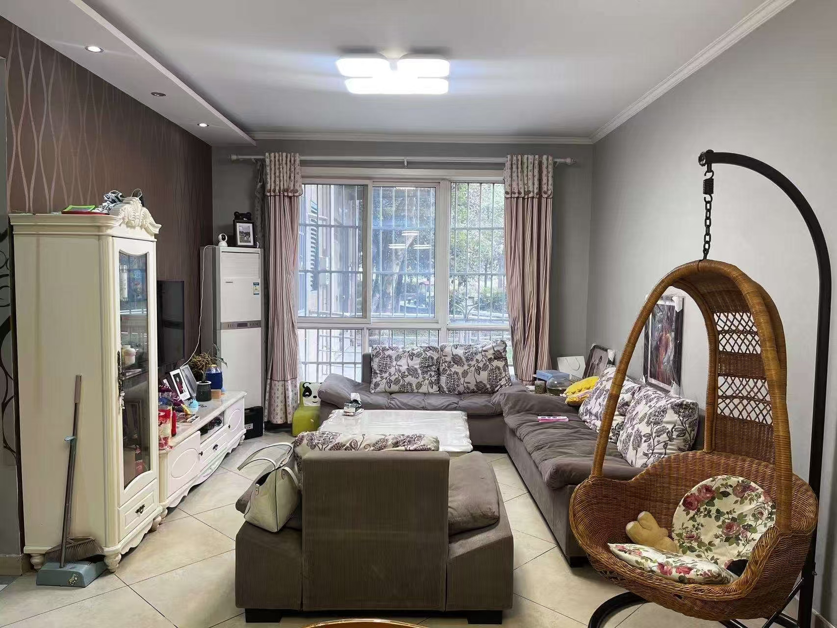 出售高新四路 城市公馆三室 精装修南北通透 可按揭 二手房