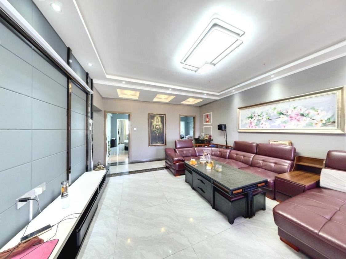 出售 陈仓大厦 178.29平 精装四室 小高层高楼层