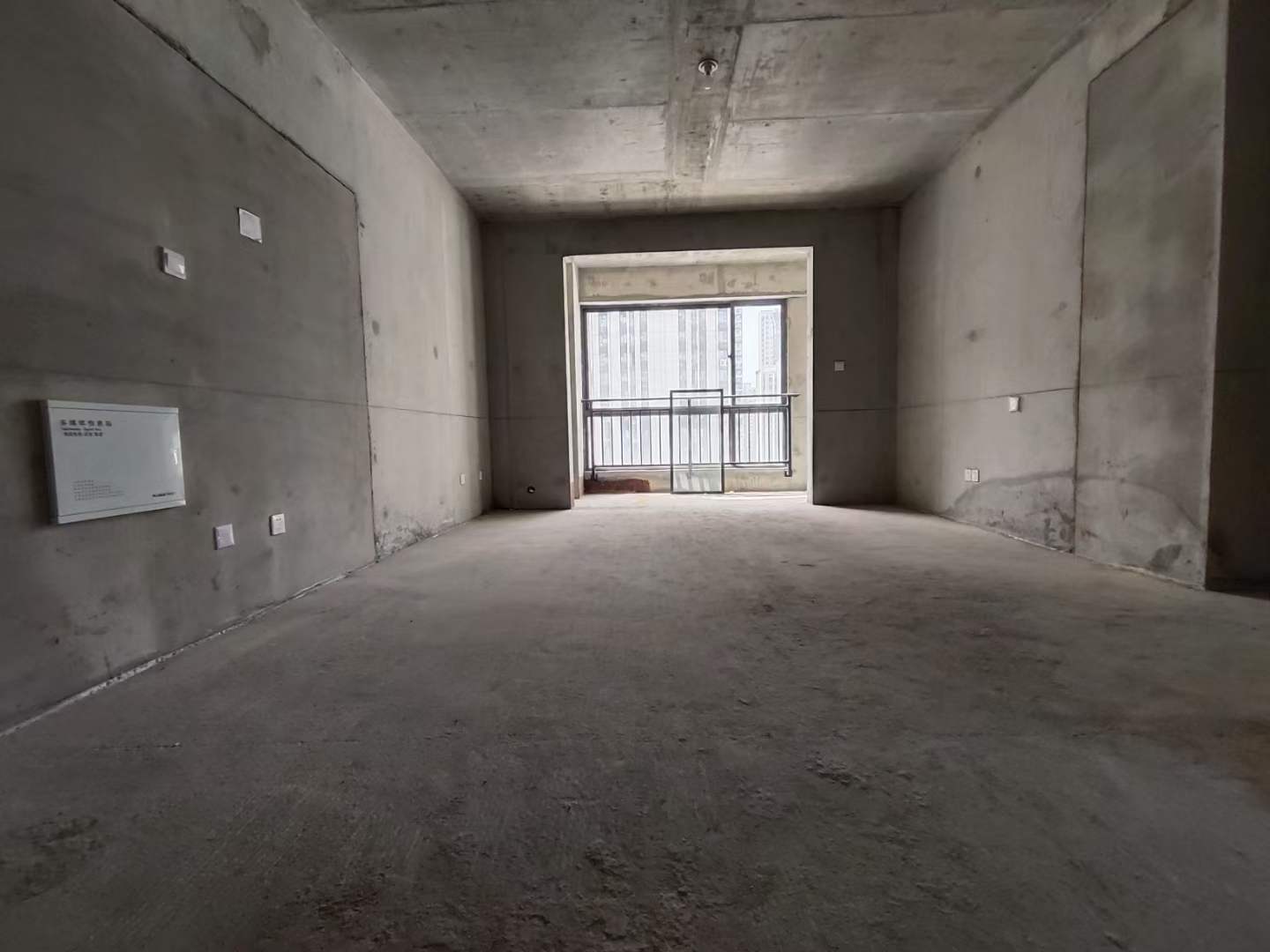 高新一路 天玺东郡 学区房 配套齐全 交通便利