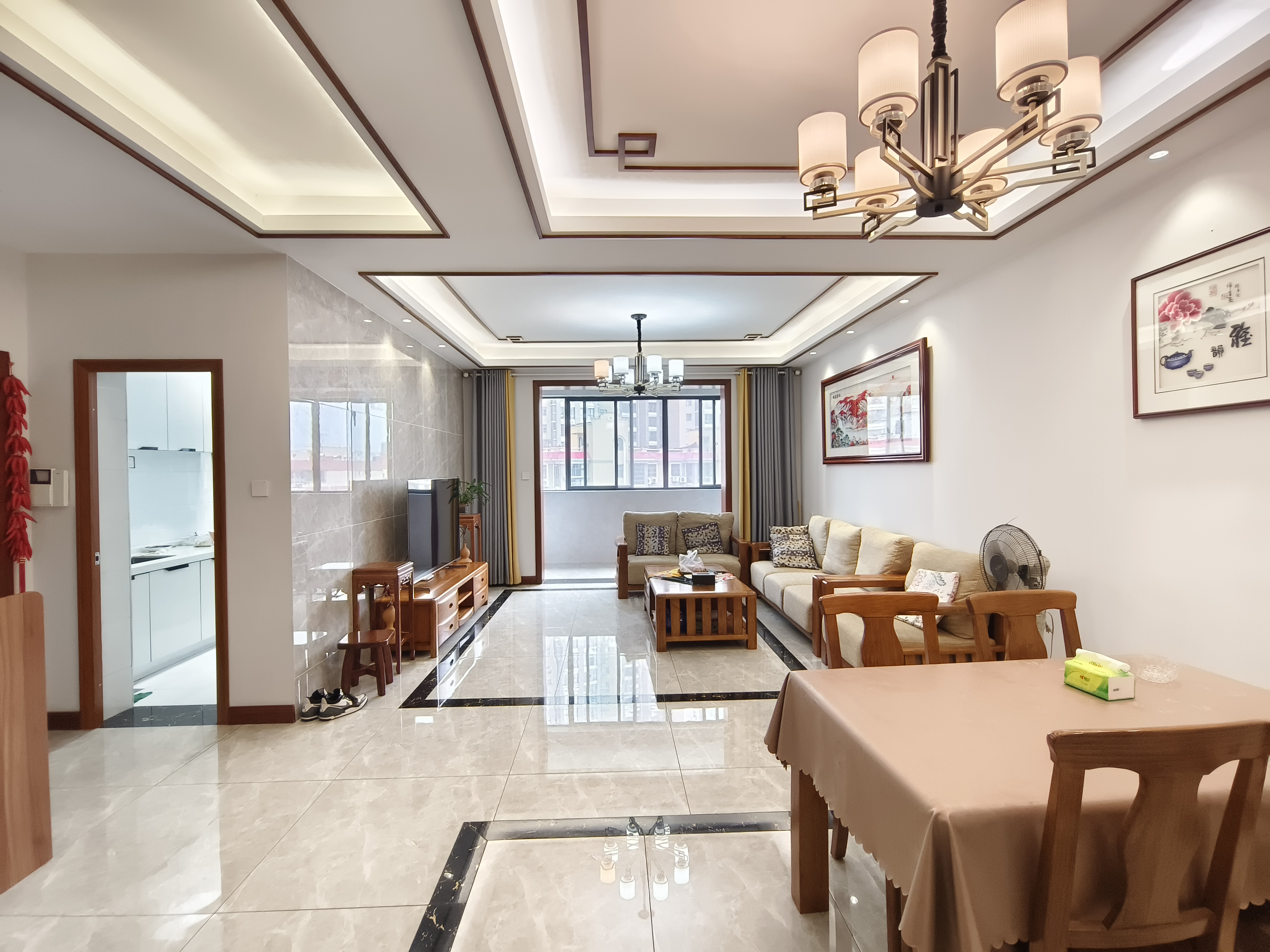 出售桥南川陕路 欧洲城顶跃小高层 精装修领包入住 二手房