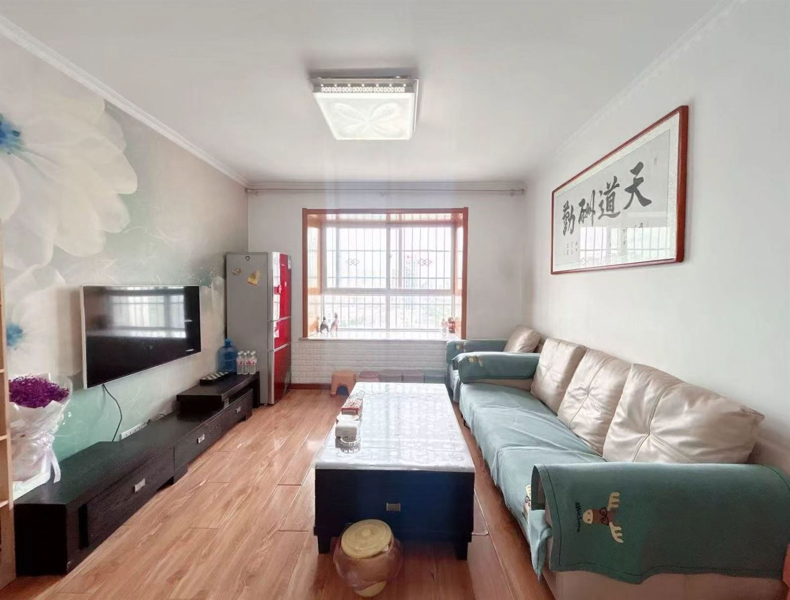 出售金台区东润风景，两室简单装修，二手房可按揭