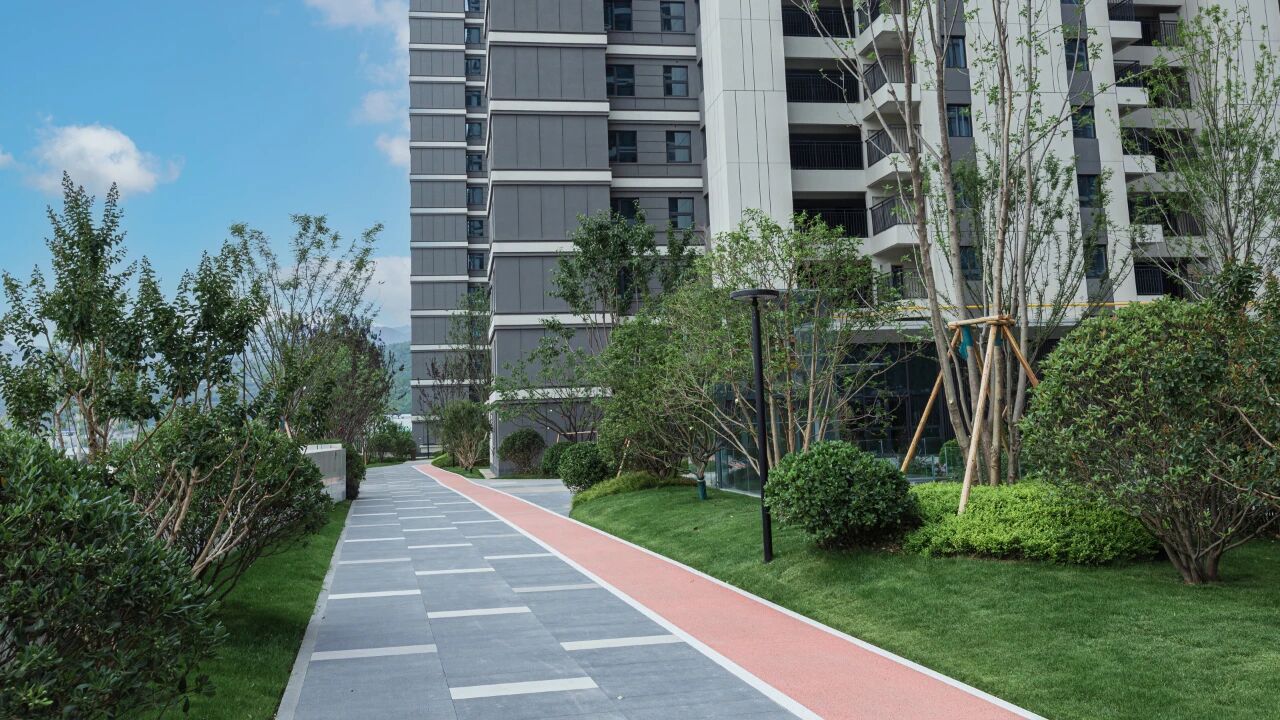 宝鸡聚旺·天玺云居二期，诗意园林以“师法自然”的生态理念
