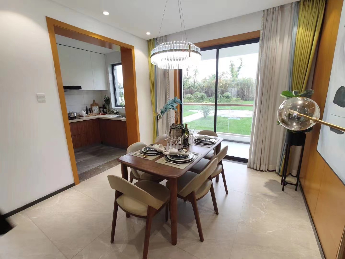 宝鸡二手工抵房 水木华院 四室68万 比售楼便宜13万起