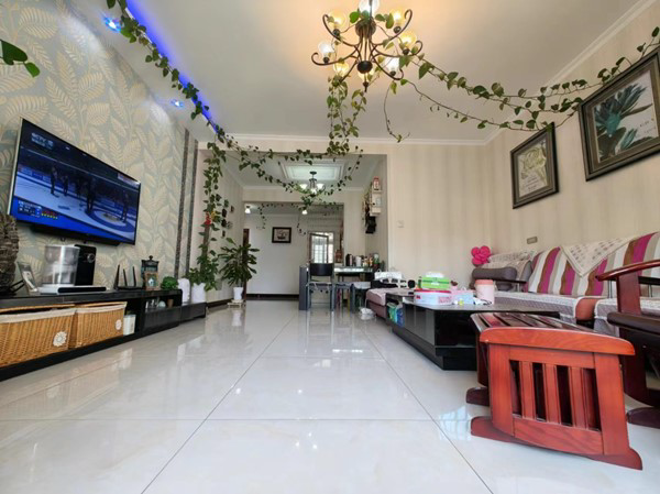 出售新福路 百翠园电梯小高层 三室精装修 可按揭 二手房