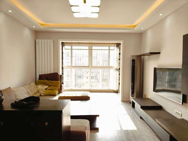 出售新福路 百翠园小高层 精装修三室 南北通透 可按揭二手房