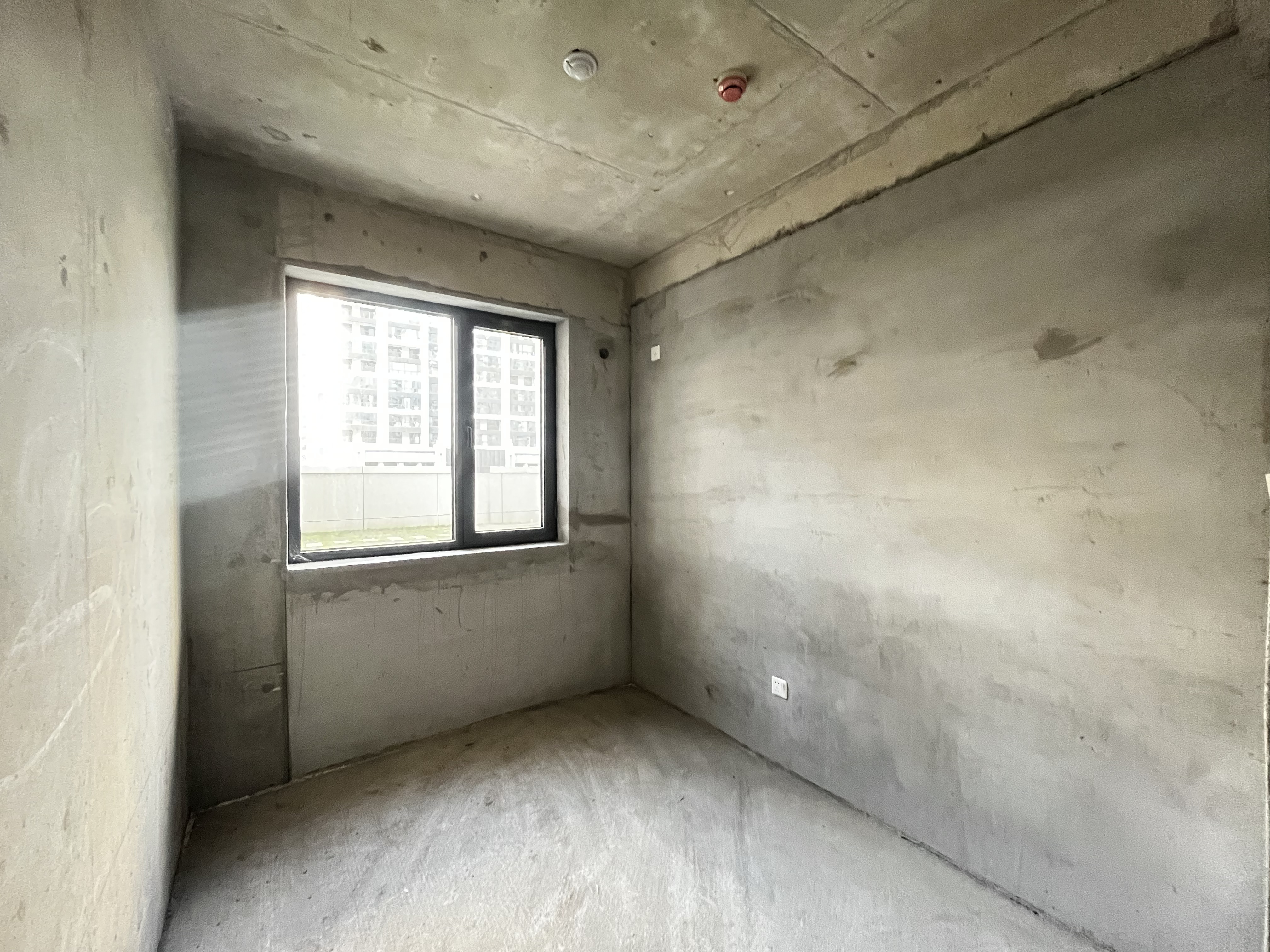 宝鸡特价现房宝鸡华厦中央公园捡漏比售楼部便宜5万 一手程序