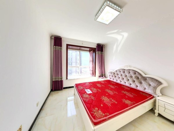 出售 轩苑世家二期 106平 精装两室 高层高楼层