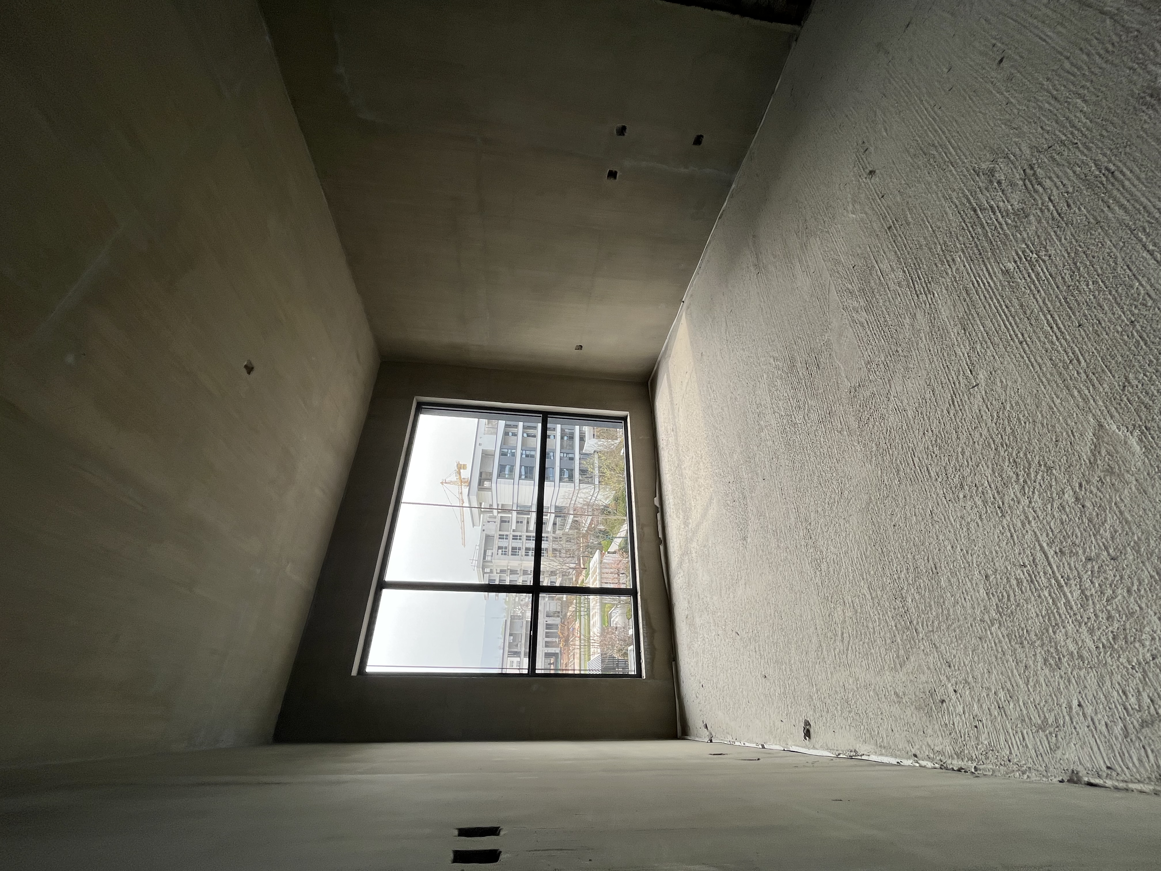 出售金台区拾光里132平米，黄金楼层，毛坯一手房源