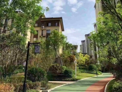 原来人间最美四月天，都藏在龙廷山水业主朋友圈里